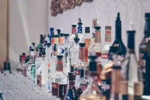 counterfeit alcohol minuman beralkohol palsu