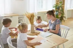 Image for article: Pentingnya pengecekan latar belakang terhadap calon pengasuh anak