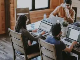 freelance workers tenaga kerja freelance
