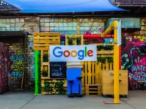 Image for article: Google dituduh jual data pengguna ke pengiklan