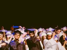 Image for article: Hal-hal Yang Perlu Anda Ketahui Tentang Diploma Mills