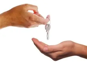 Image for article: 3 Alasan Tenant Screening Penting Bagi Pemilik Properti